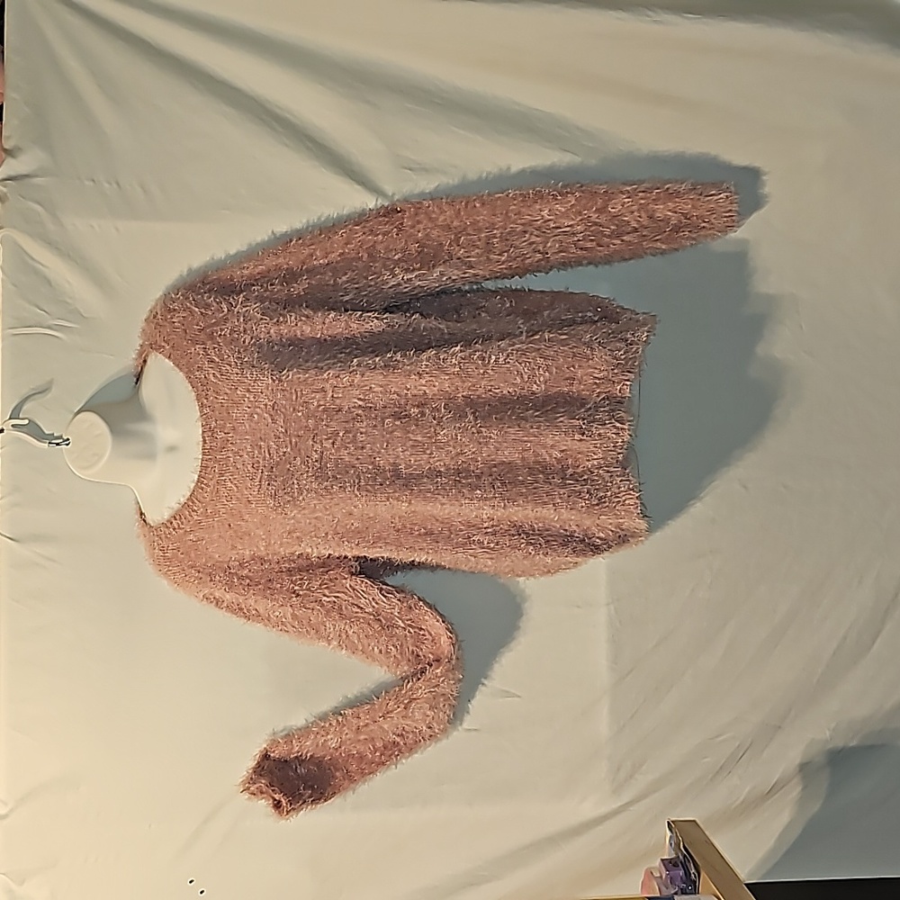 MUDD fuzzy sweater